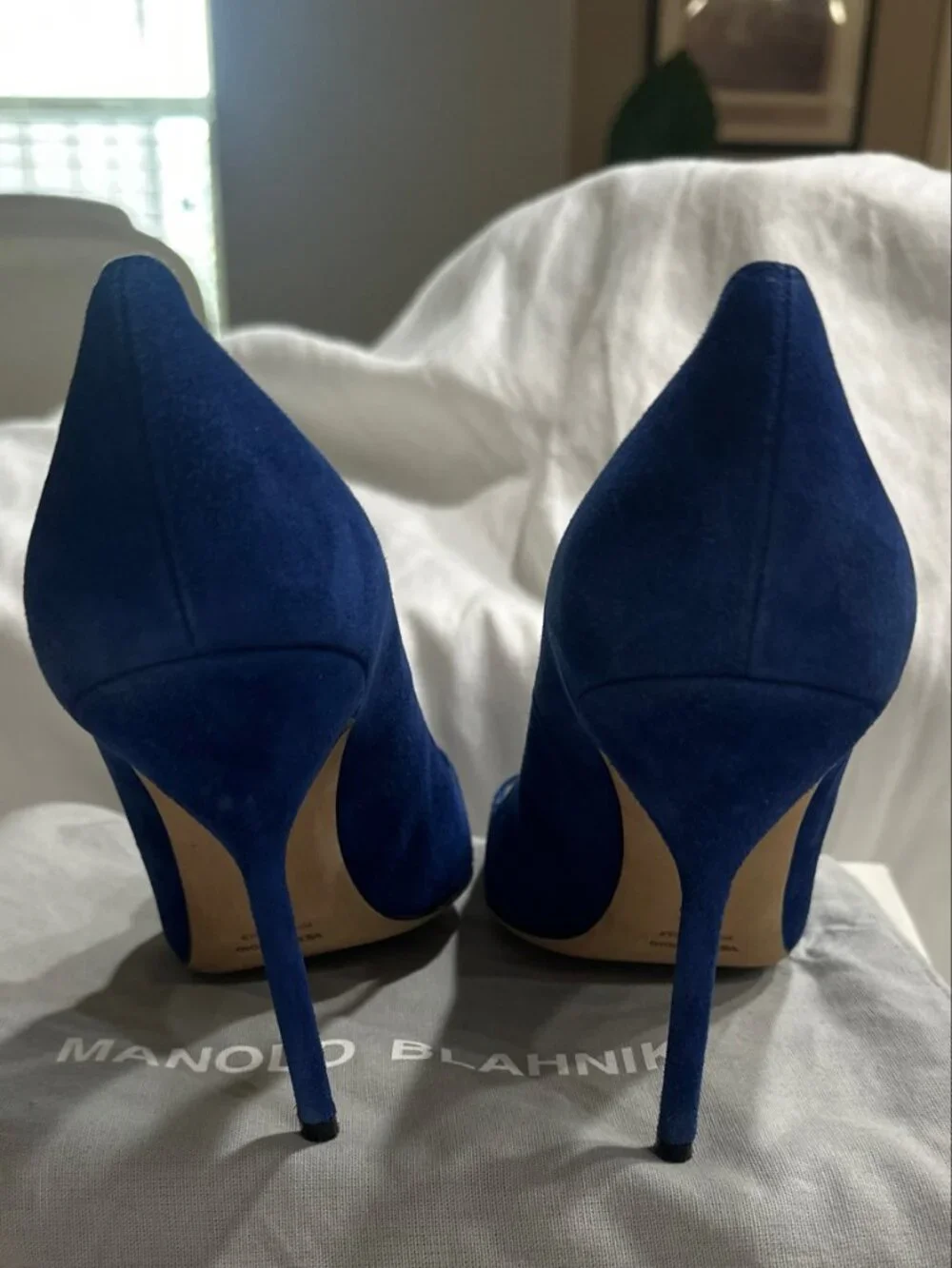 Manolo Blahnik, 40.5, Royal Blue